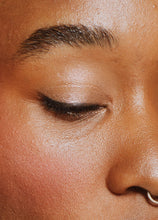 Load image into Gallery viewer, EyeColour Pencil - Gleam