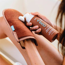 Load image into Gallery viewer, Sunless Tan 2-in-1 Applicator/Exfoliator Mitt